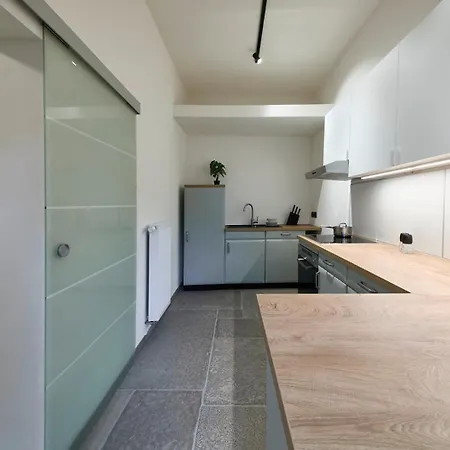 アパート Wunderschoene Loft-maisonette Im Herzen Paderborns パーダーボルン