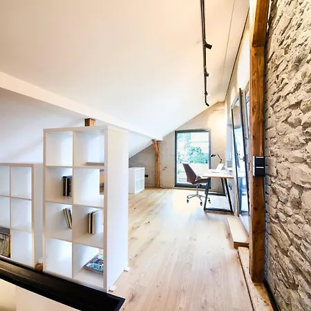Wunderschoene Loft-maisonette Im Herzen Paderborns